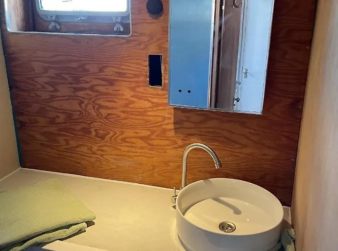 Bunte Hausboot فيهمارن