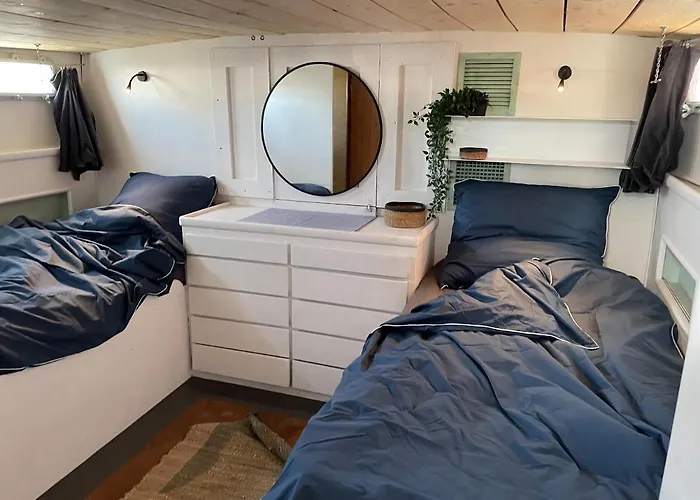 فندق Bunte Hausboot